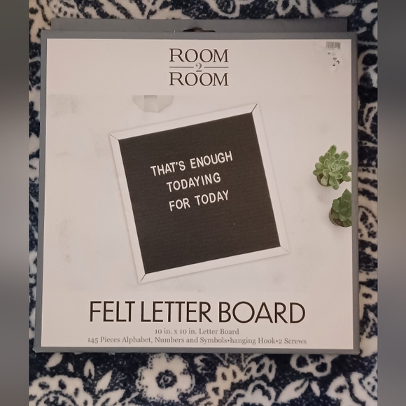 Felt letter board new in box - Picture 1 of 2
